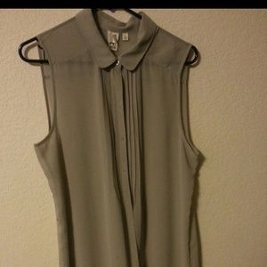 Long sheer sleeveless long top