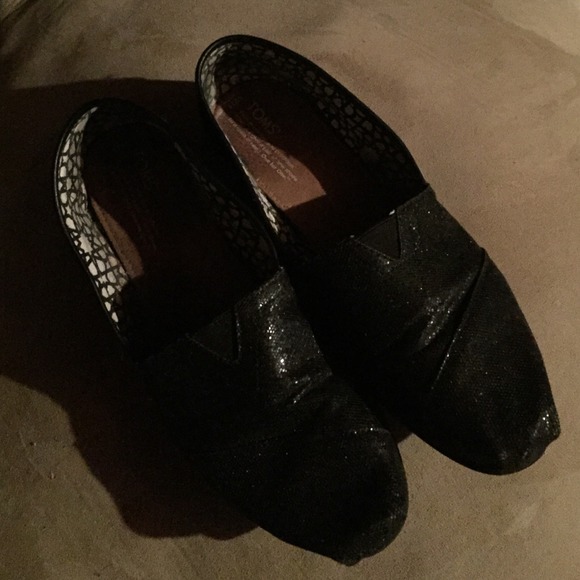 Black Sparkly Toms .