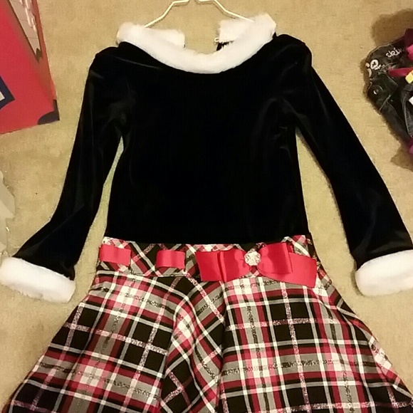 Girls size 5 Dress