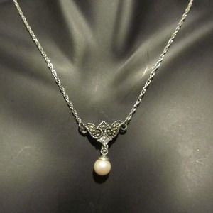 ❤️Stunning Pink Pearl And CZ Necklace!