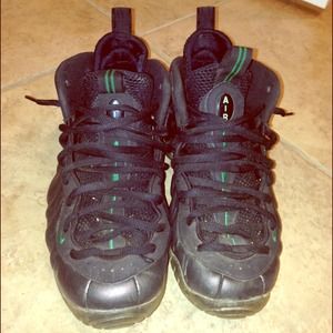 Green Nike air Foamposite pro