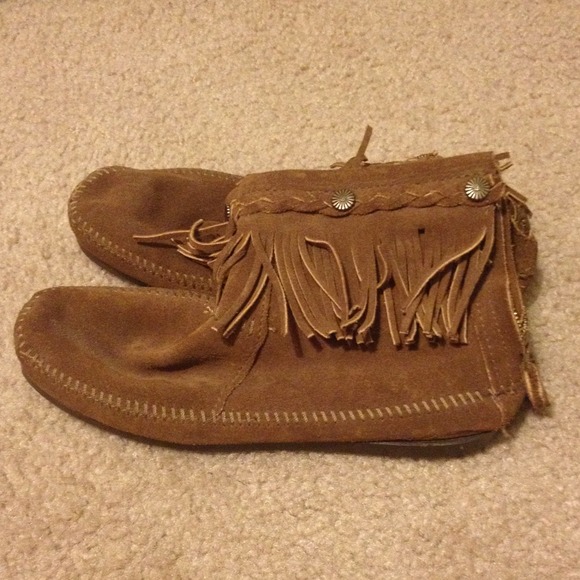 Minnetonka Brown Moccasins