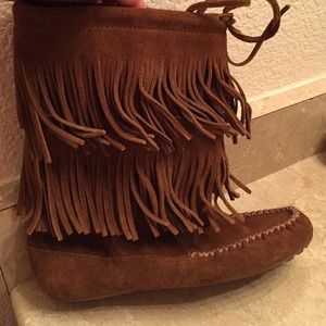 Minnetonka boots
