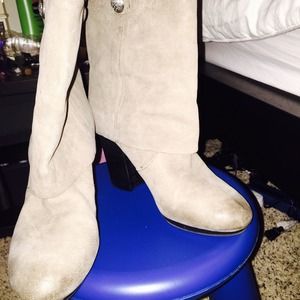 Vince Camuto boots