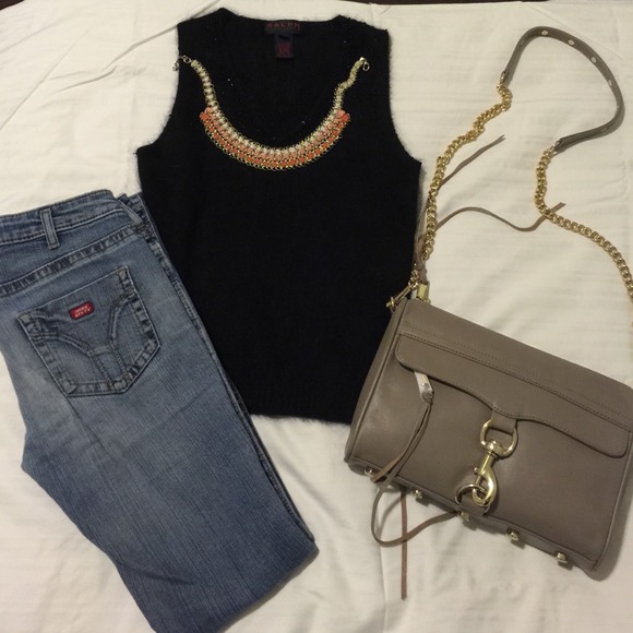 Super classy Ralph Lauren Rabbit Hair Black top - Picture 2 of 2