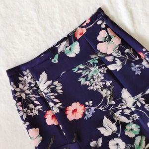 Zara Neoprene Floral Flare Skirt
