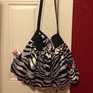 Cute flowy zebra purse