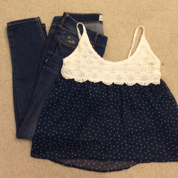 BUNDLE: Hollister top & denim jeans - Picture 1 of 4