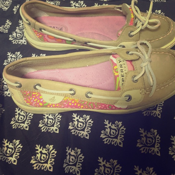 Sperry top-sister