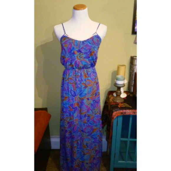 Colorful maxi dress!