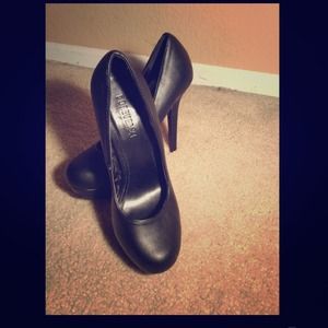 Forever 21 pumps