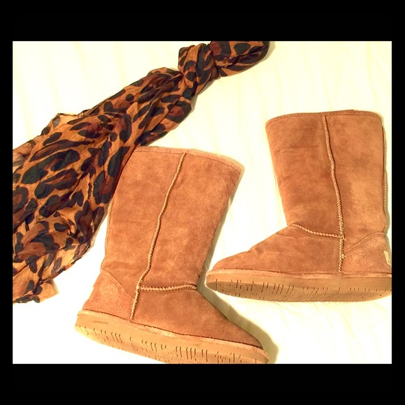 Bearpaw Tall Emma Boots Camel Color