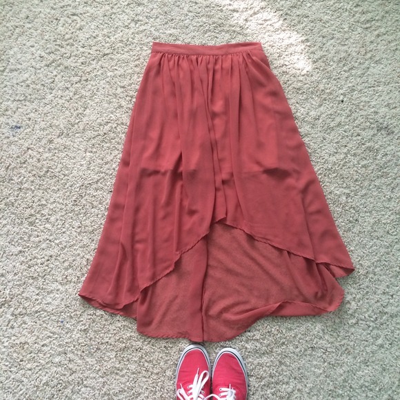 Hi-low skirt