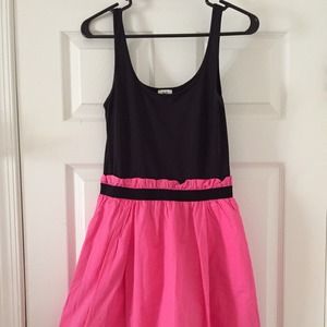 VICTORIAS SECRET PINK DRESS!