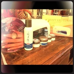 IBD UV Gel Manicure Kit - used a few times only!