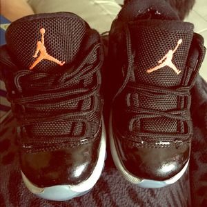 Retro infrared 11s Jordans for toddlers!