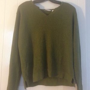 Green v neck sweater and flannel top bundle!