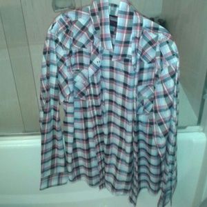 No retreat mens Long sleeve Button Down NWOT