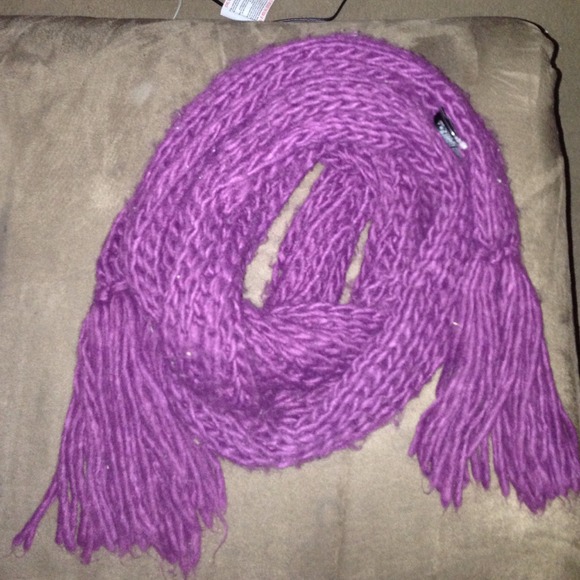 Forever 21 purple scarf