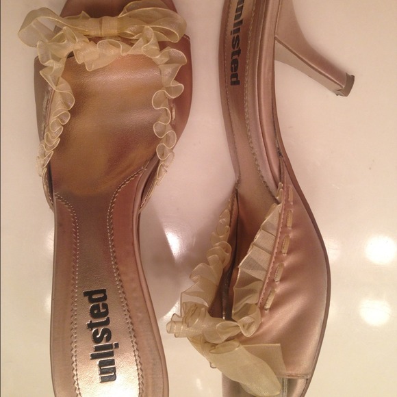 Beige satin slingbacks