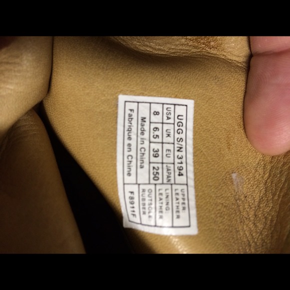 UGG Boots Ugg 3194 Maroon Wedges - Picture 4 of 4