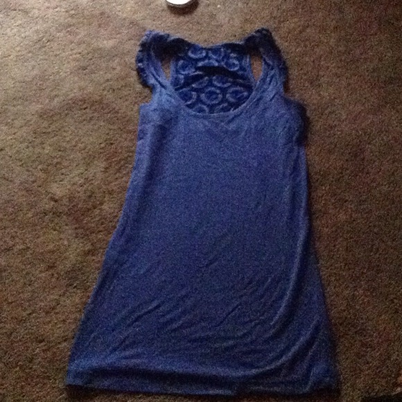 I am selling a blue shirt