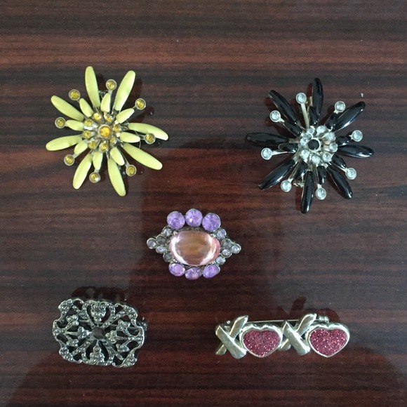 Bundle of Brooches!