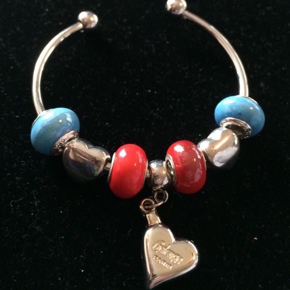 Crystal Iris Design Bracelet. NWT - Picture 1 of 2