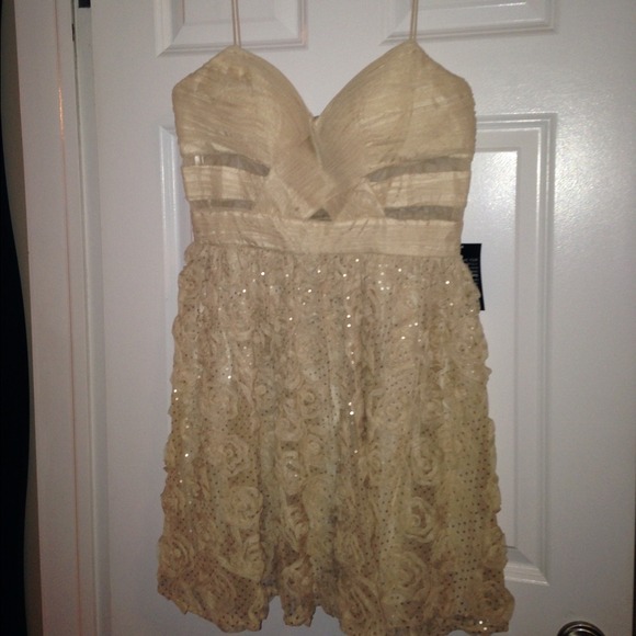 Arden B cocktail dress and candle bundle