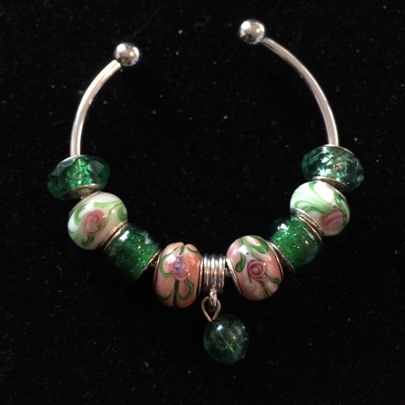Crystal Iris Design Bracelet. NWT