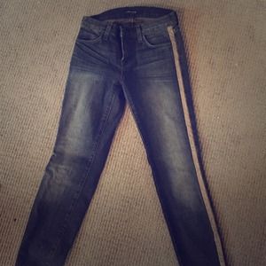 Jbrand Jeans