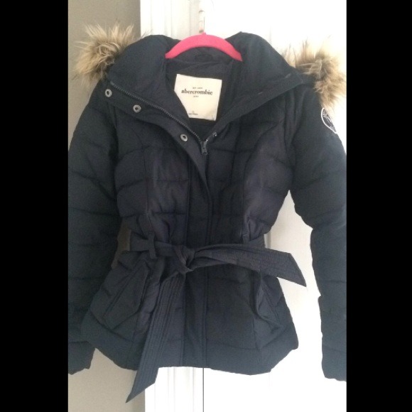 Abercrombie navy winter coat