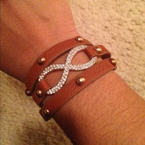 Eternity bracelet