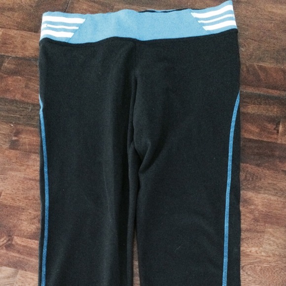 Victoria Secret - (Pink) size M Yoga Pants NWOT