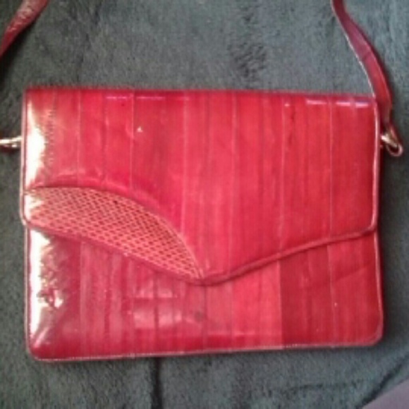 red eel skin w gold detail - Picture 2 of 3