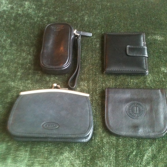 Black Leather Wallets and Change Purses✨
