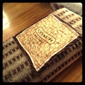 Beautiful COACH scarf!