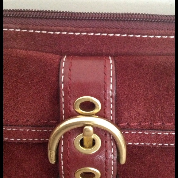 🎉Beautiful Coach Suede Wristlet🎉SOLD - Picture 2 of 3