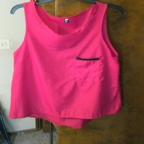 Wish no sleeve shirt