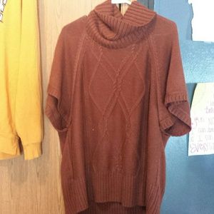 APT 9 Short Sleeve Sweater!