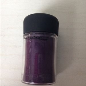 MAC Purple Eyeshadow Pigment