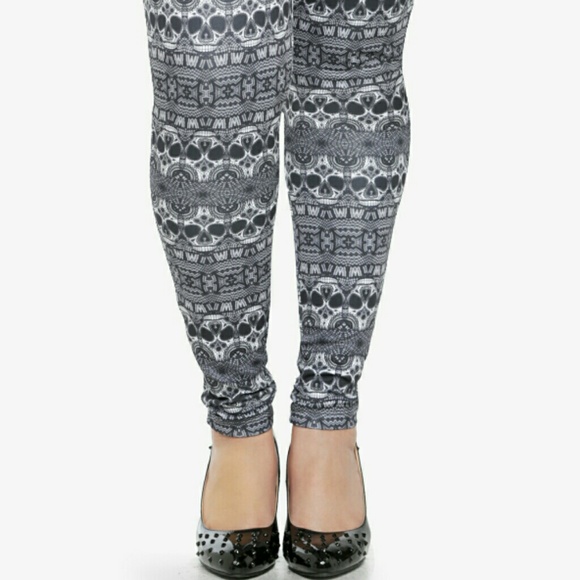 Torrid Skull Leggings