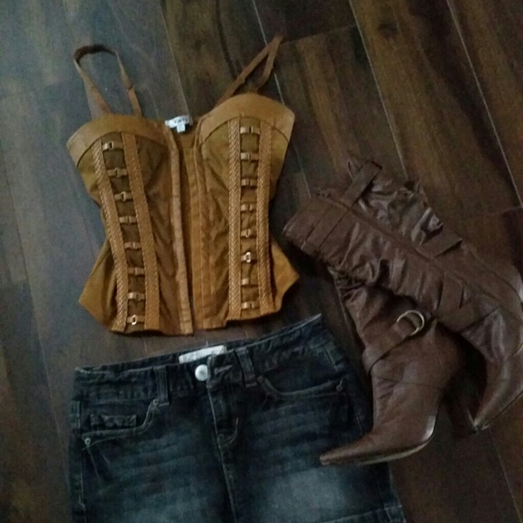 Fuax-leather trim corset top