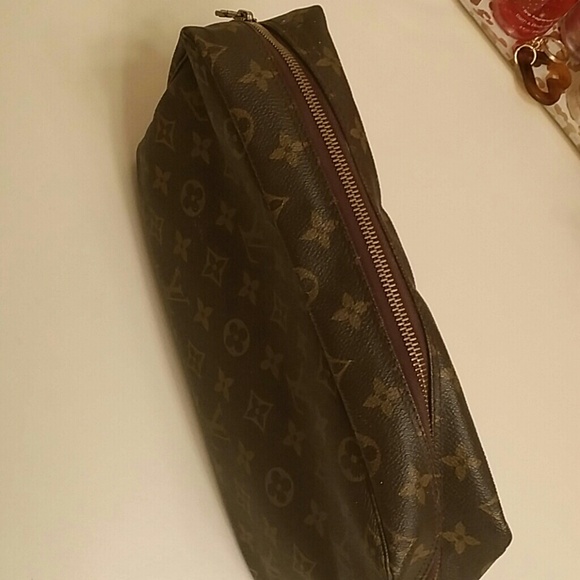 Bundled Trade W/Monicah1...Auth GM makeup& bandeau
