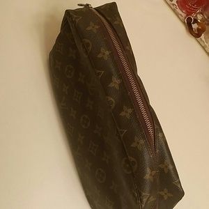 Bundled Trade W/Monicah1...Auth GM makeup& bandeau