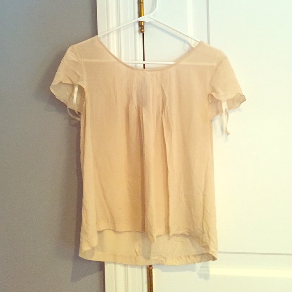 Yellow is Gold top
