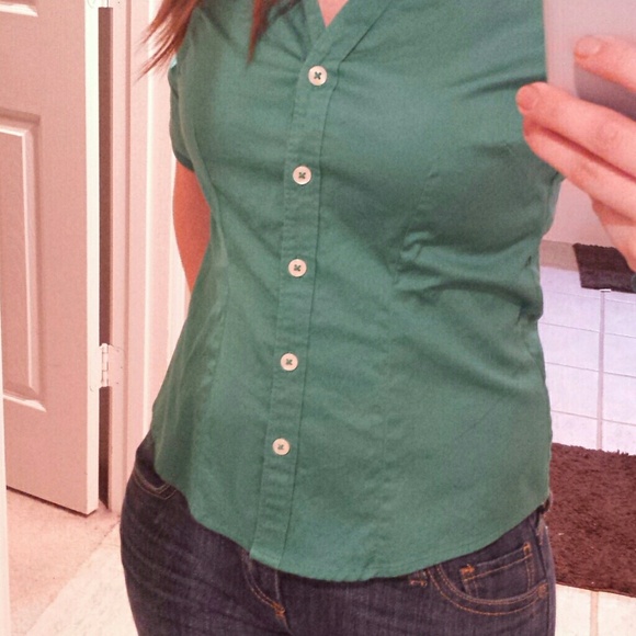 Green button up PXS banana republic *GIFTED* - Picture 3 of 4