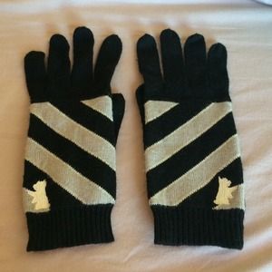Juicy Couture gloves
