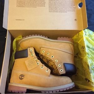 NEW Timberlands