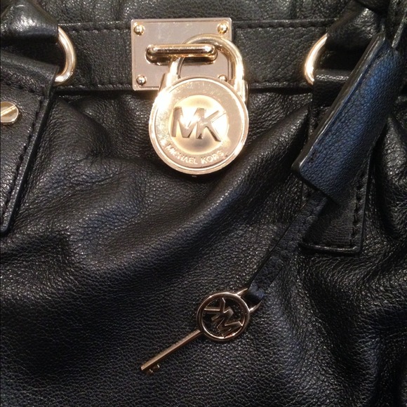 More pictures of mk bag